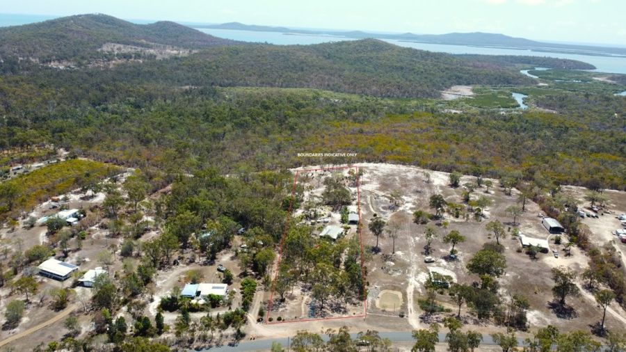 306 Bells Rd, Rodds Bay, QLD 4678