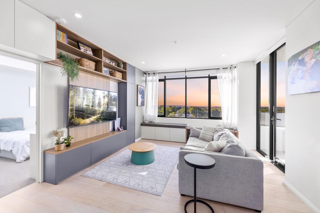 221/10 Village Pl, Kirrawee, NSW 2232