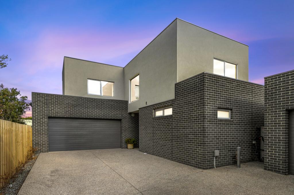 3/7 Toyne Ave, Hamlyn Heights, VIC 3215