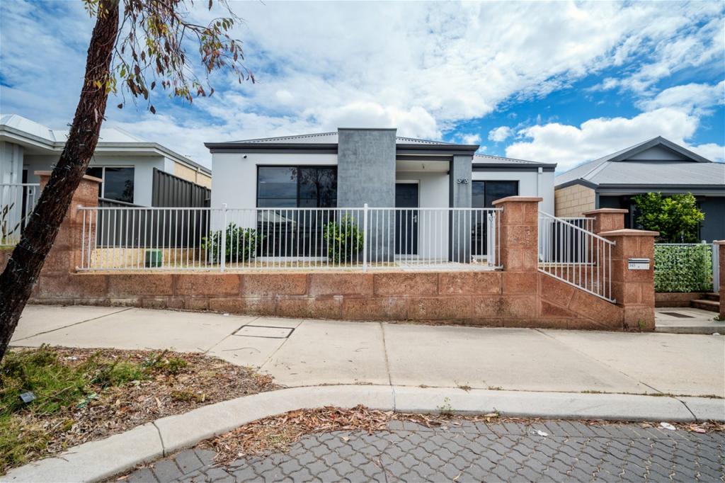 343 Grandis Bvd, Banksia Grove, WA 6031