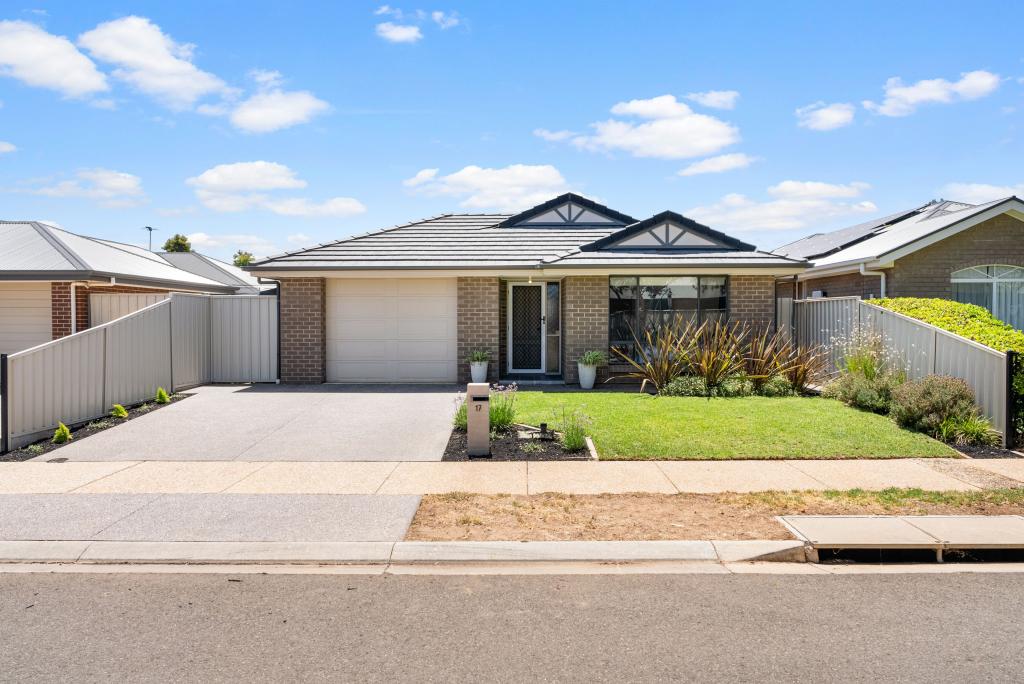 17 Marcona Rd, Munno Para West, SA 5115