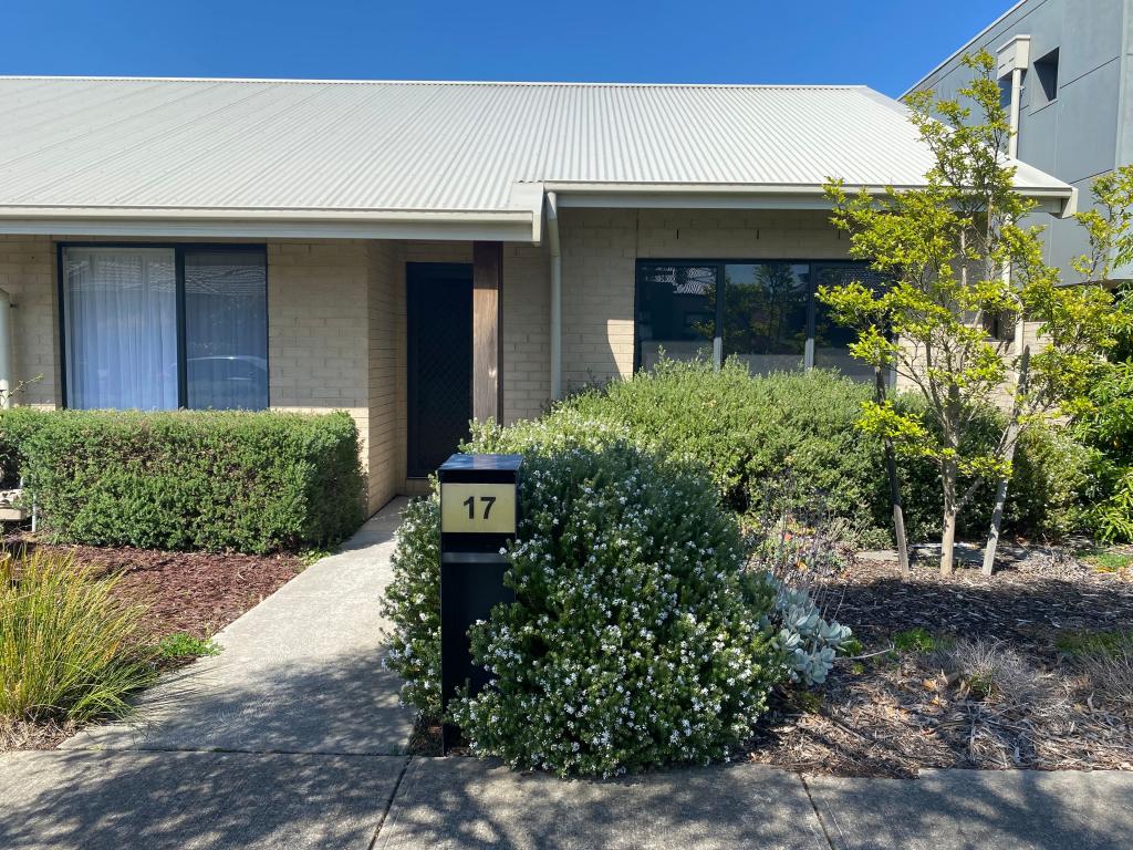 17 Water Fern Gr, Greenvale, VIC 3059