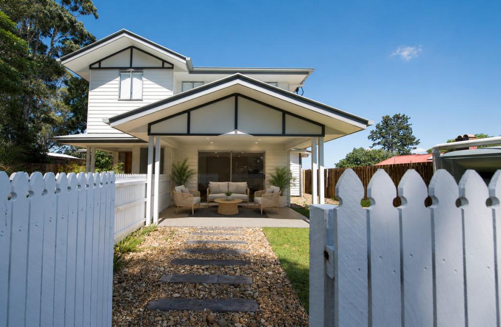 1/2 Walton St, North Toowoomba, QLD 4350