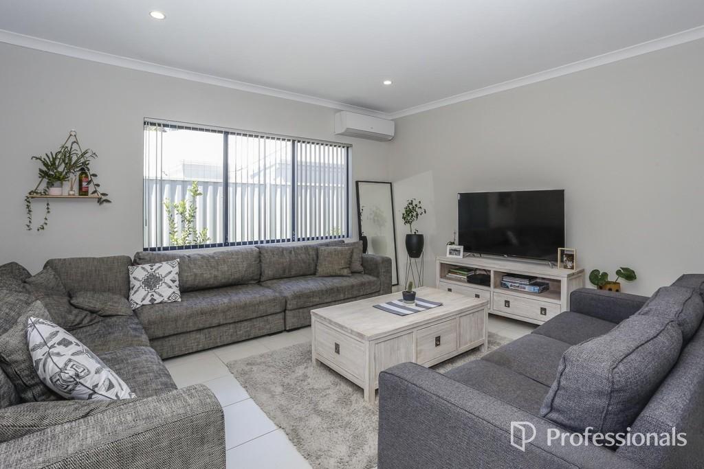 35a Wittenoom Rd, High Wycombe, WA 6057