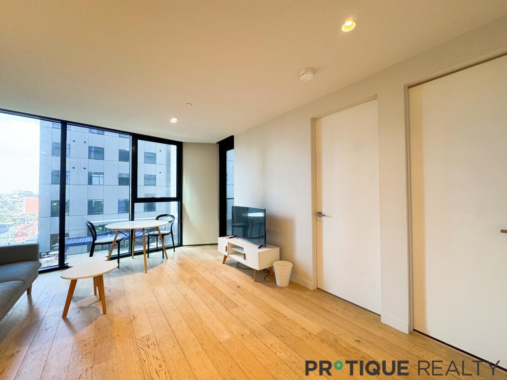 1303/450 ELIZABETH ST, MELBOURNE, VIC 3000