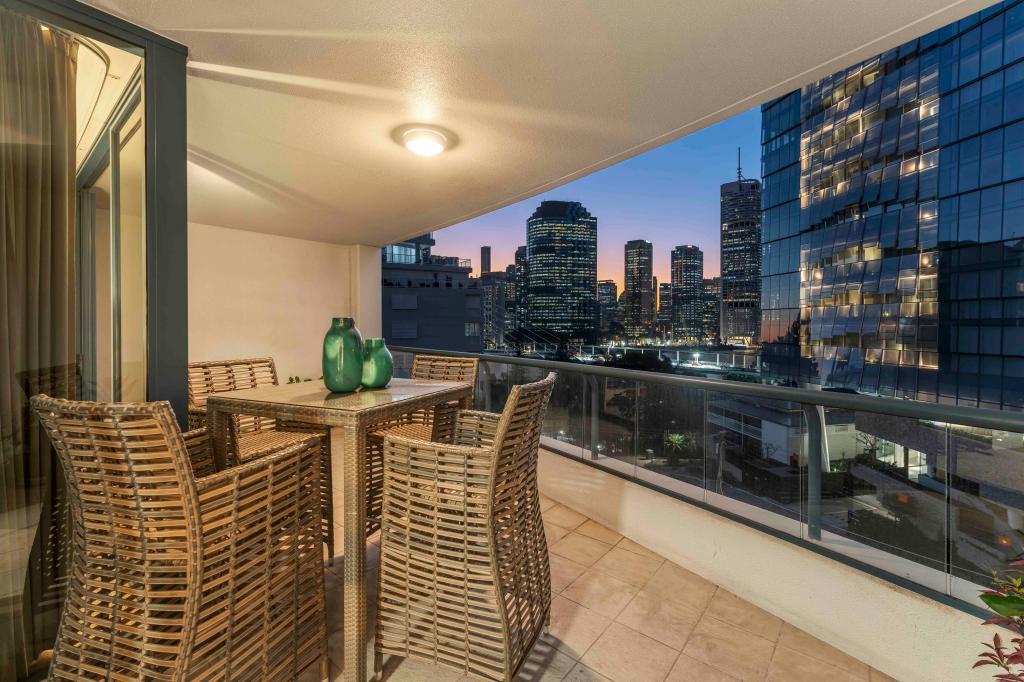 17/321 MAIN ST, KANGAROO POINT, QLD 4169