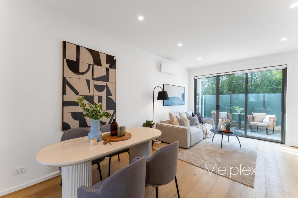 3/745 ELGAR RD, DONCASTER, VIC 3108