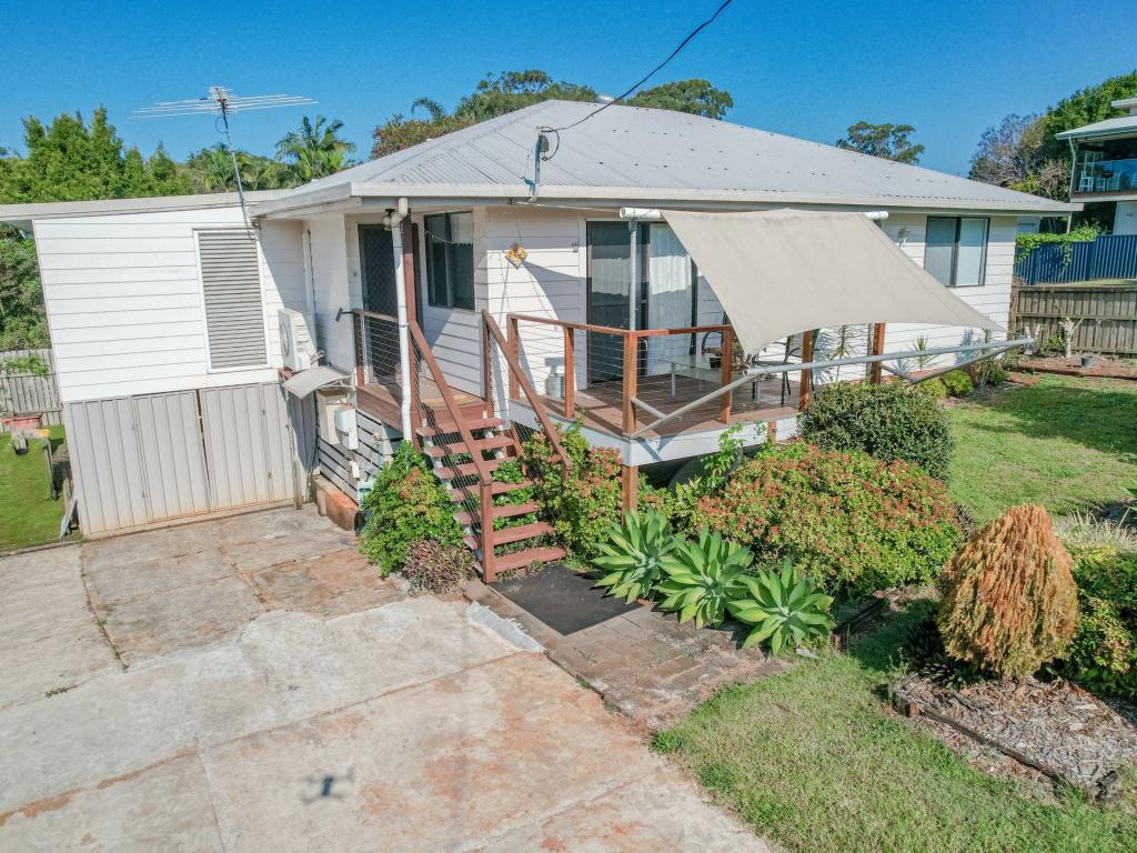 12 Alice St, Russell Island, QLD 4184