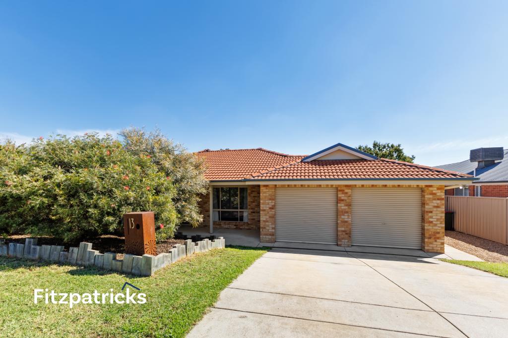 13 Yarrawah Cres, Bourkelands, NSW 2650