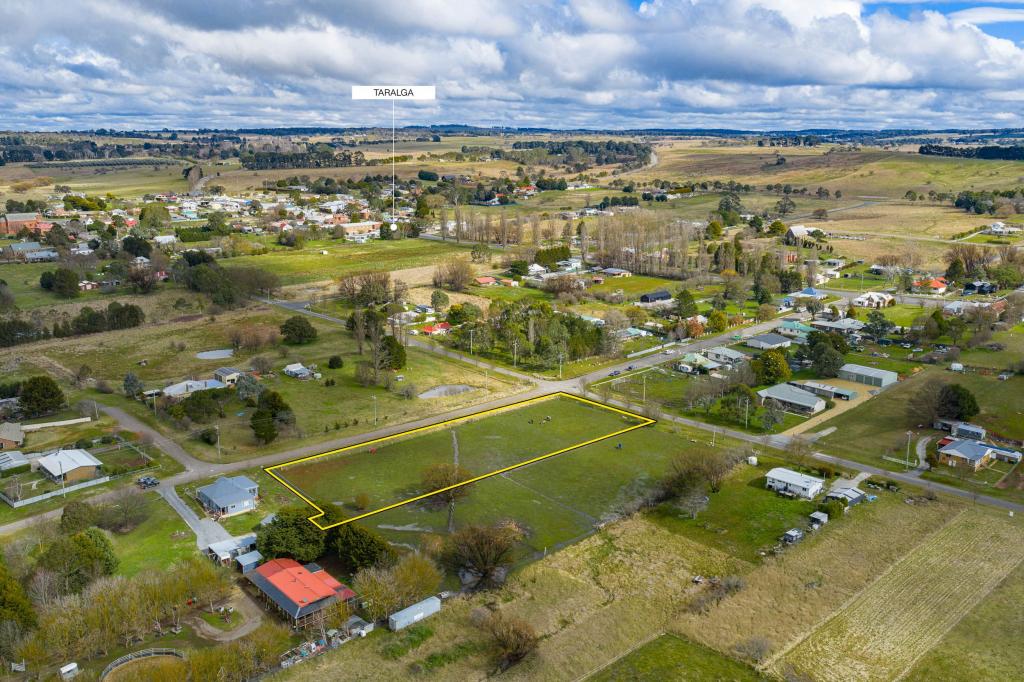 61 MACARTHUR ST, TARALGA, NSW 2580