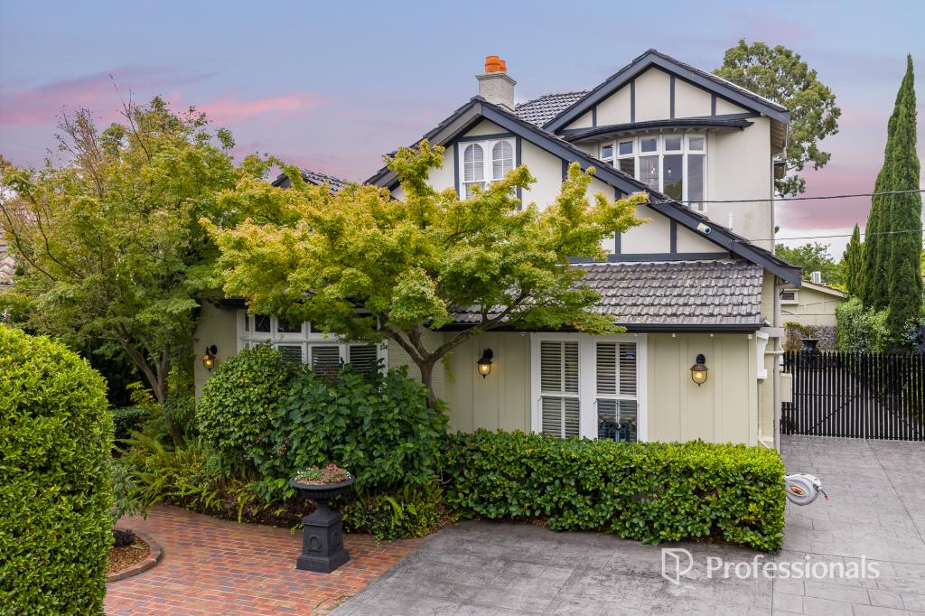 11 Highbury Rd, Burwood, VIC 3125