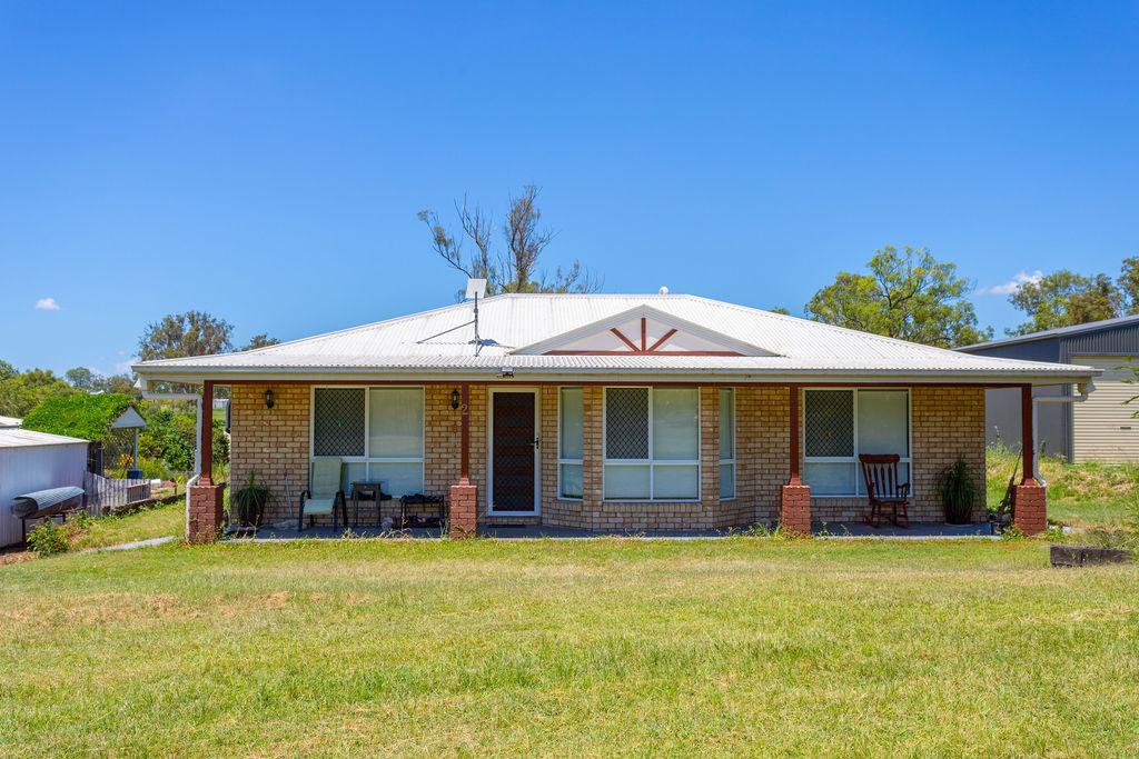 2 Redbank Creek Rd, Adare, QLD 4343