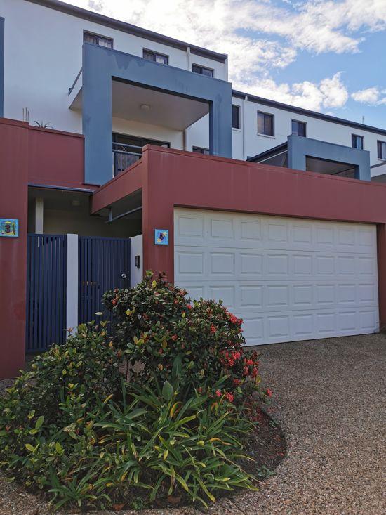 23 Peppertree Cct, Robina, QLD 4226