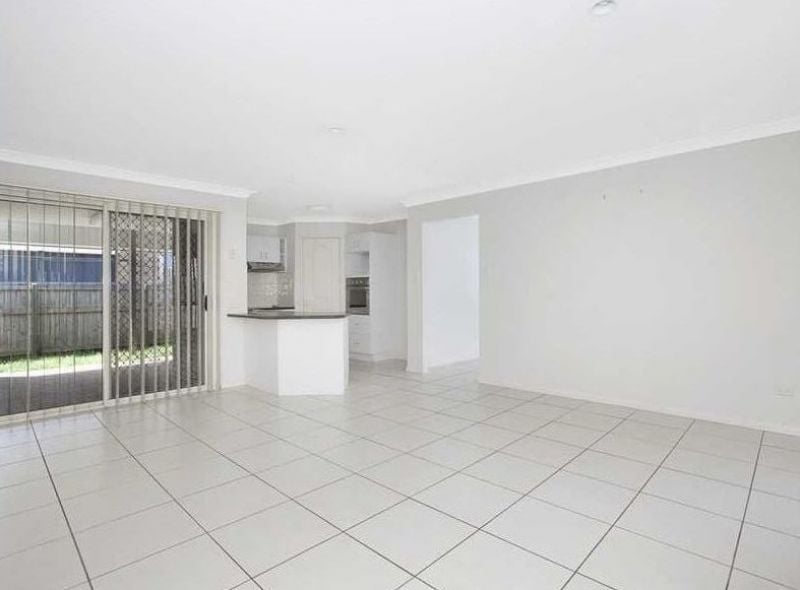 48 Summerhill Dr, Morayfield, QLD 4506