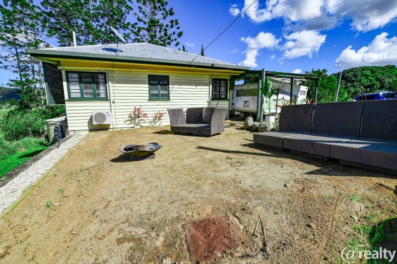 92 GAP RD, CEDAR POCKET, QLD 4570