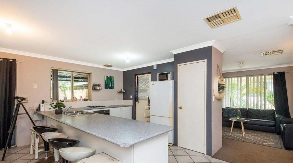 31 Saskatchewan Way, Greenfields, WA 6210