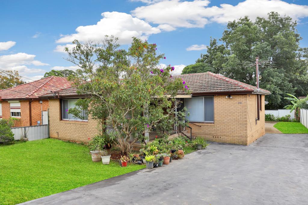 42 Mackenzie Bvd, Seven Hills, NSW 2147