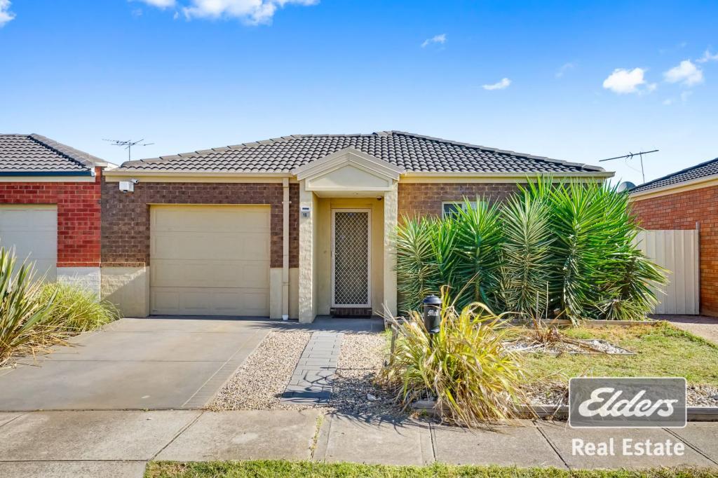 18 HARKAWAY AVE, HOPPERS CROSSING, VIC 3029