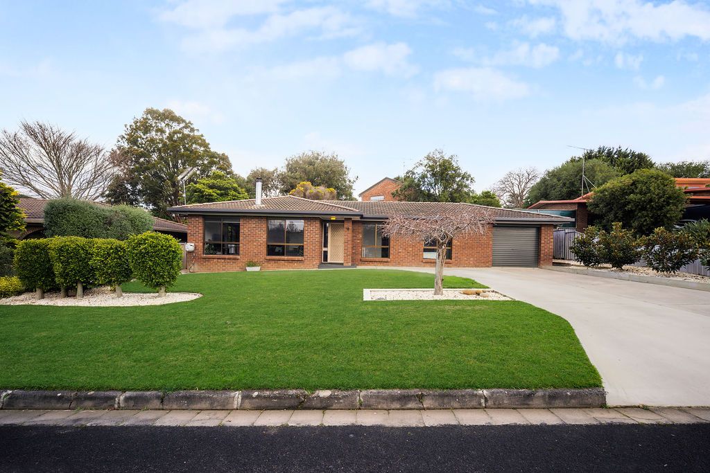 12 Mayfair Cres, Mount Gambier, SA 5290