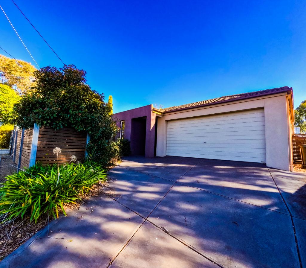 22 Hume St, Sunbury, VIC 3429