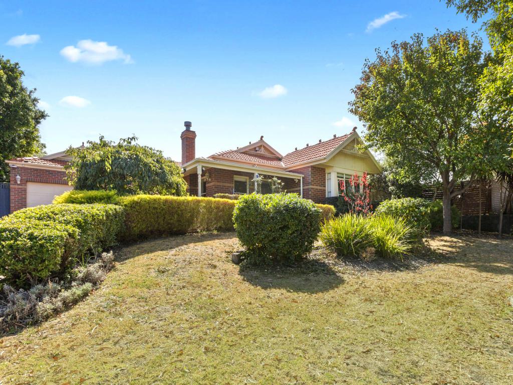 7 Lynn Cl, Mornington, VIC 3931