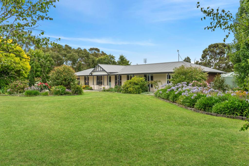 329 Pipers Creek Rd, Kyneton, VIC 3444