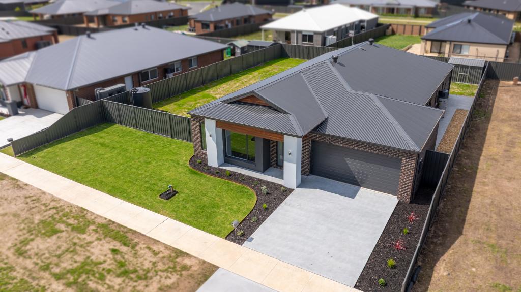 7 Redbank Rd, Stratford, VIC 3862