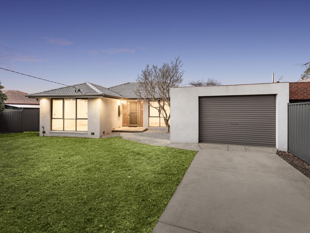 8 Beesley Pl, Gladstone Park, VIC 3043