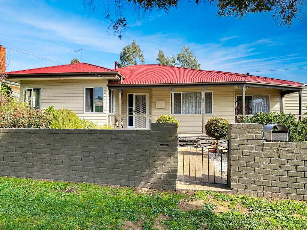 123 GILLIES ST, MARYBOROUGH, VIC 3465