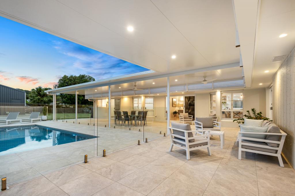 17 Winchester Rd, Little Mountain, QLD 4551