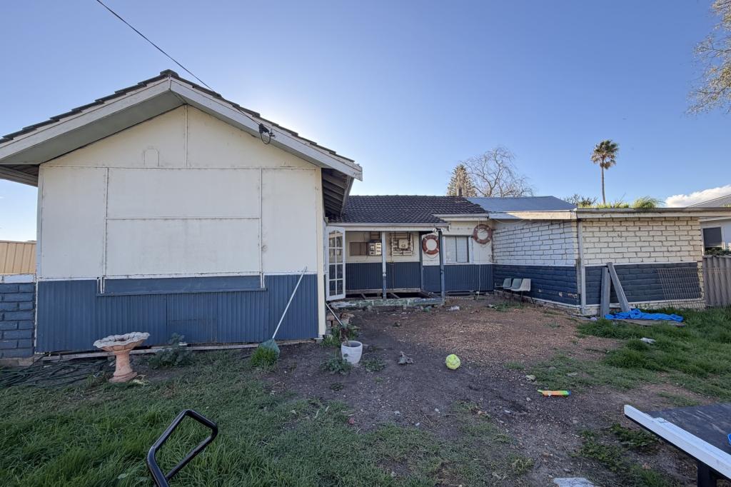 4 Richardson St, Gnowangerup, WA 6335