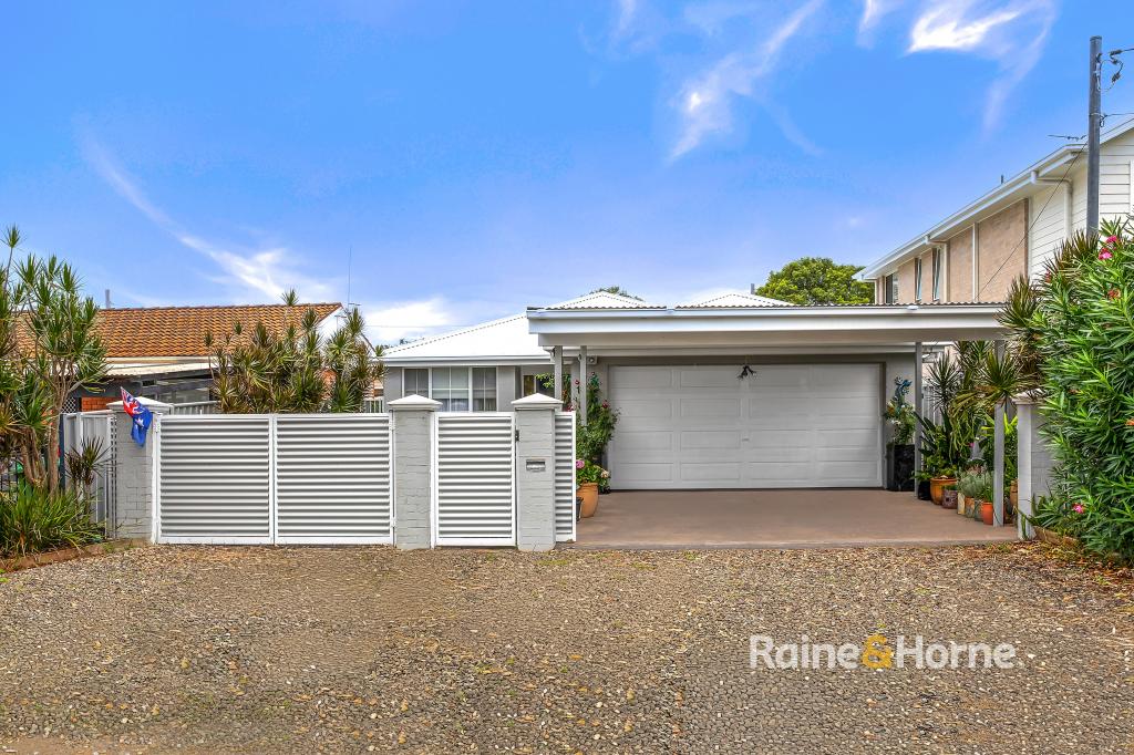 18 Nelson St, Umina Beach, NSW 2257