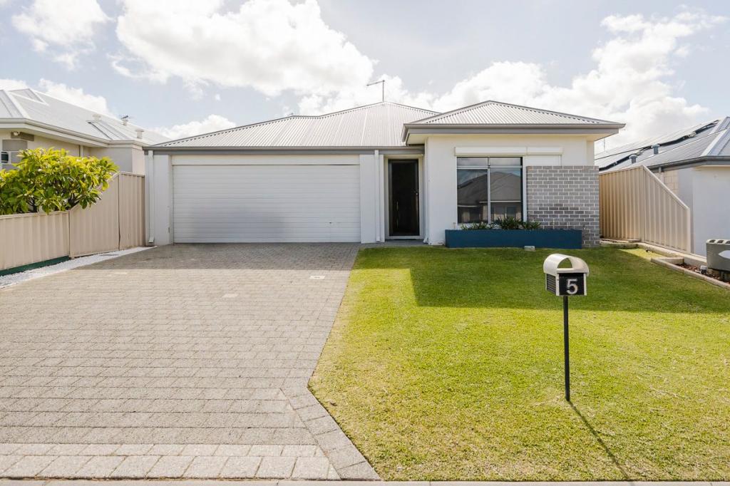 5 GEMFISH ST, TWO ROCKS, WA 6037