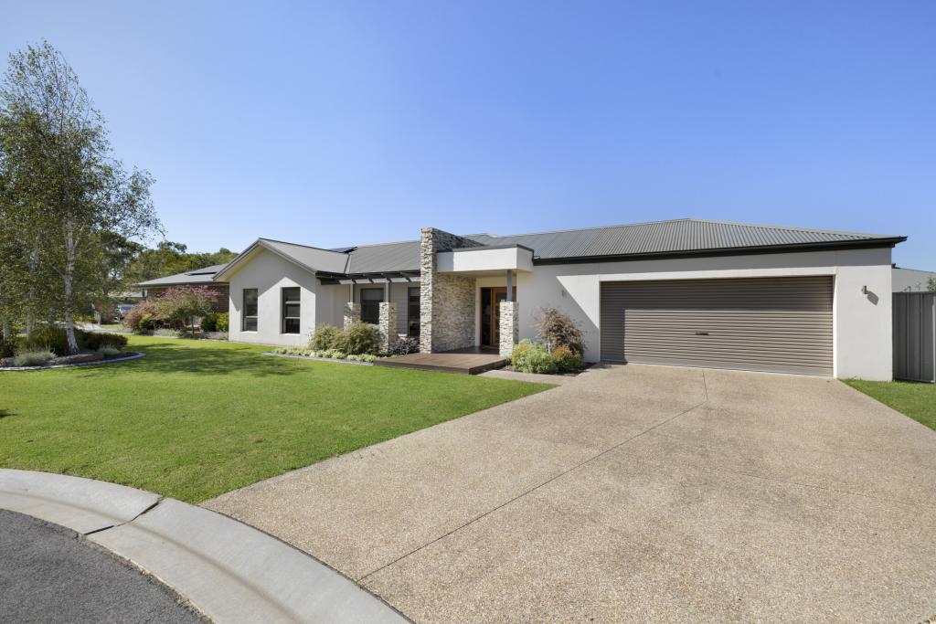 10 Glebe Dr, Sale, VIC 3850