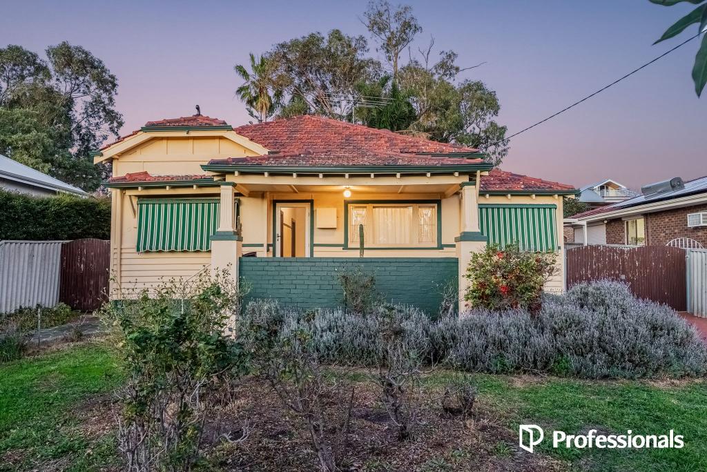 140 Solomon St, Beaconsfield, WA 6162