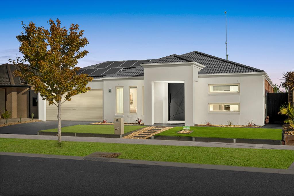 52 Balladonia Gum Cct, Lyndhurst, VIC 3975