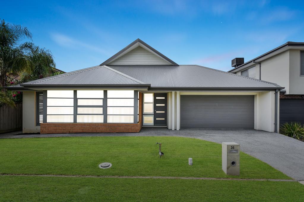 36 Rogers Cl, Berwick, VIC 3806