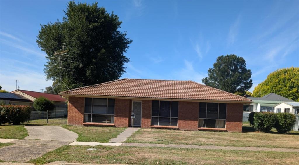 12 Water St, Blayney, NSW 2799