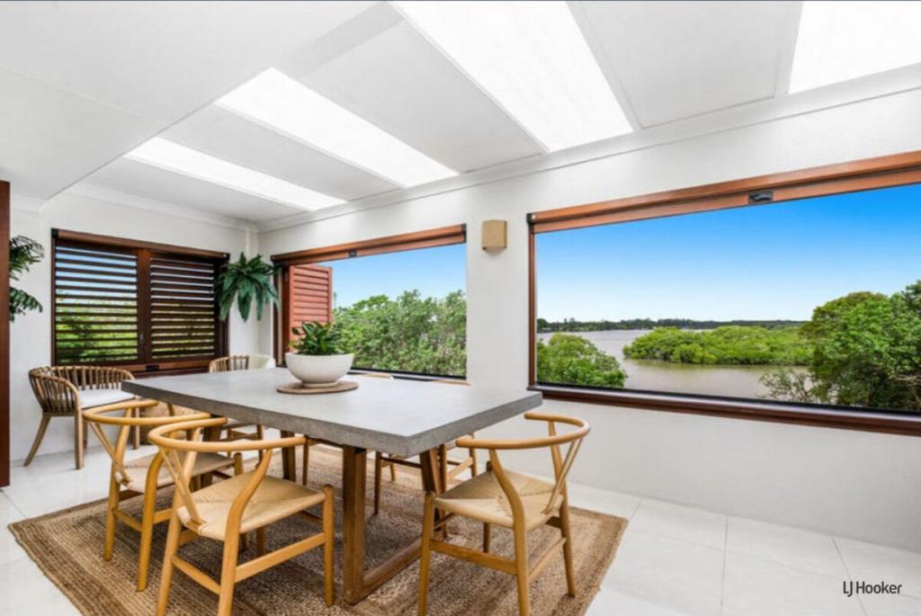 2/31 Bimbadeen Ave, Banora Point, NSW 2486