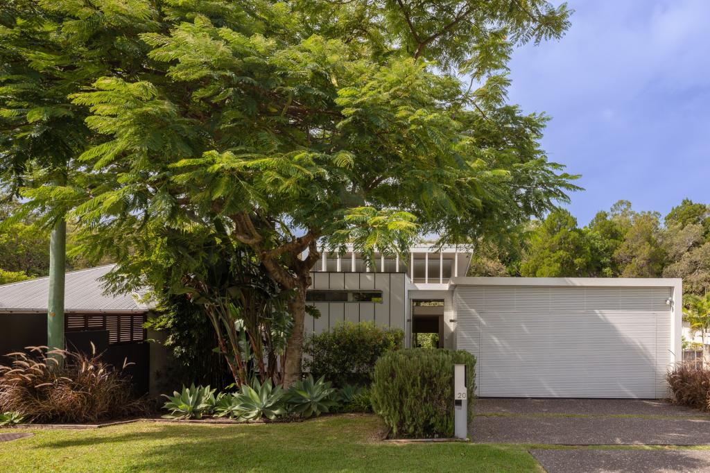 20 CORAL TREE AVE, NOOSA HEADS, QLD 4567