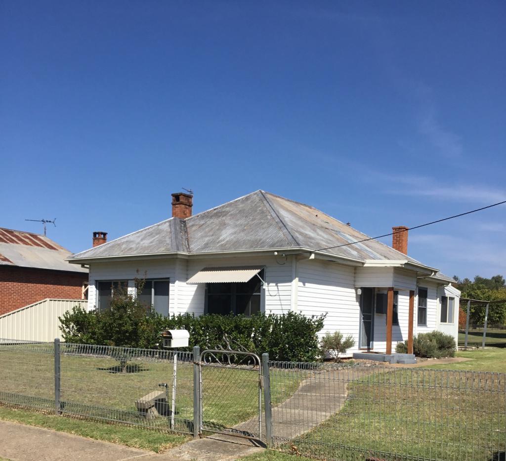 97 Fitzroy St, Tumut, NSW 2720