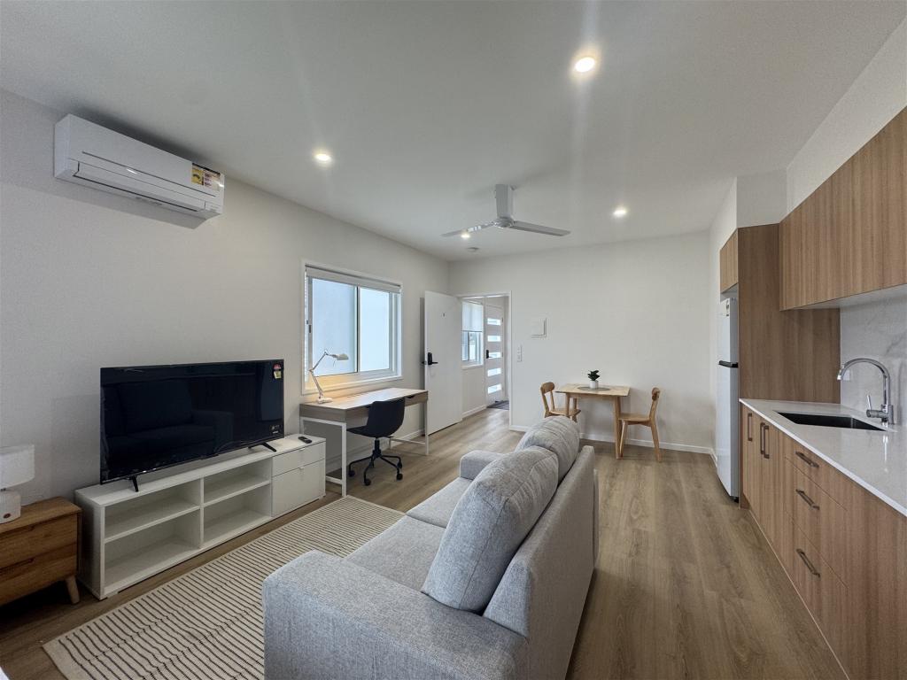 27b Cutbush Rd, Everton Park, QLD 4053
