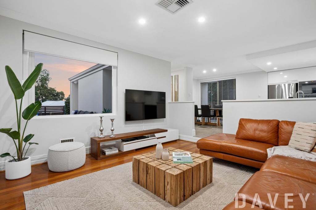 9 Yagoona St, Duncraig, WA 6023