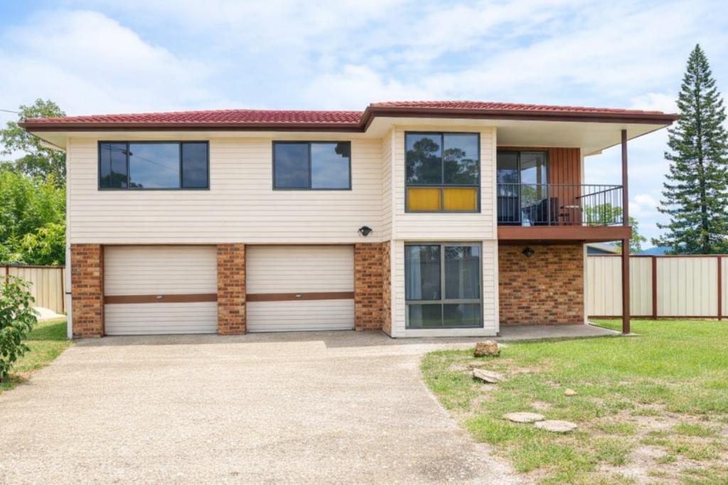35 Hulme St, Clontarf, QLD 4019