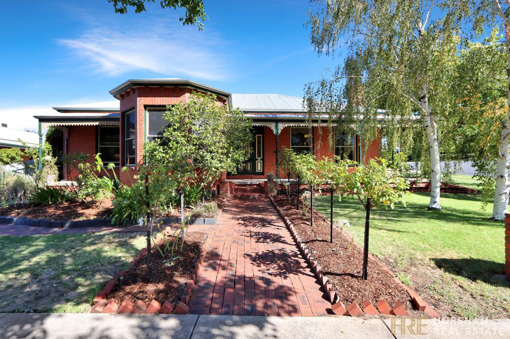 12 Farrar Ave, Horsham, VIC 3400