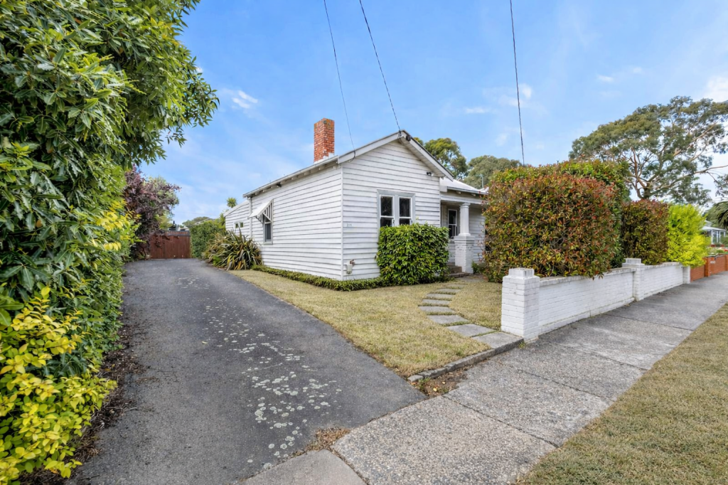 219 Clayton St, Canadian, VIC 3350