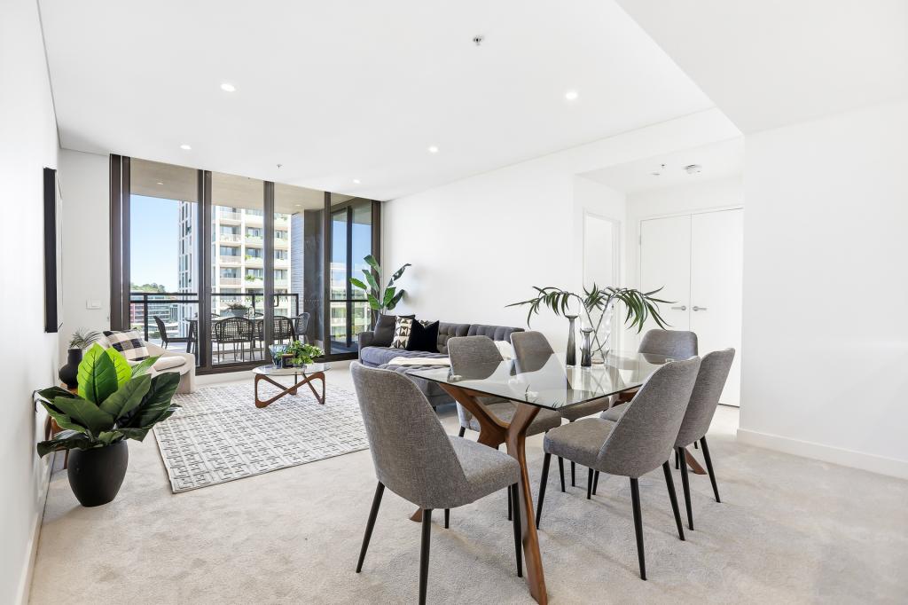 610/11 SPURWAY DR, NORWEST, NSW 2153