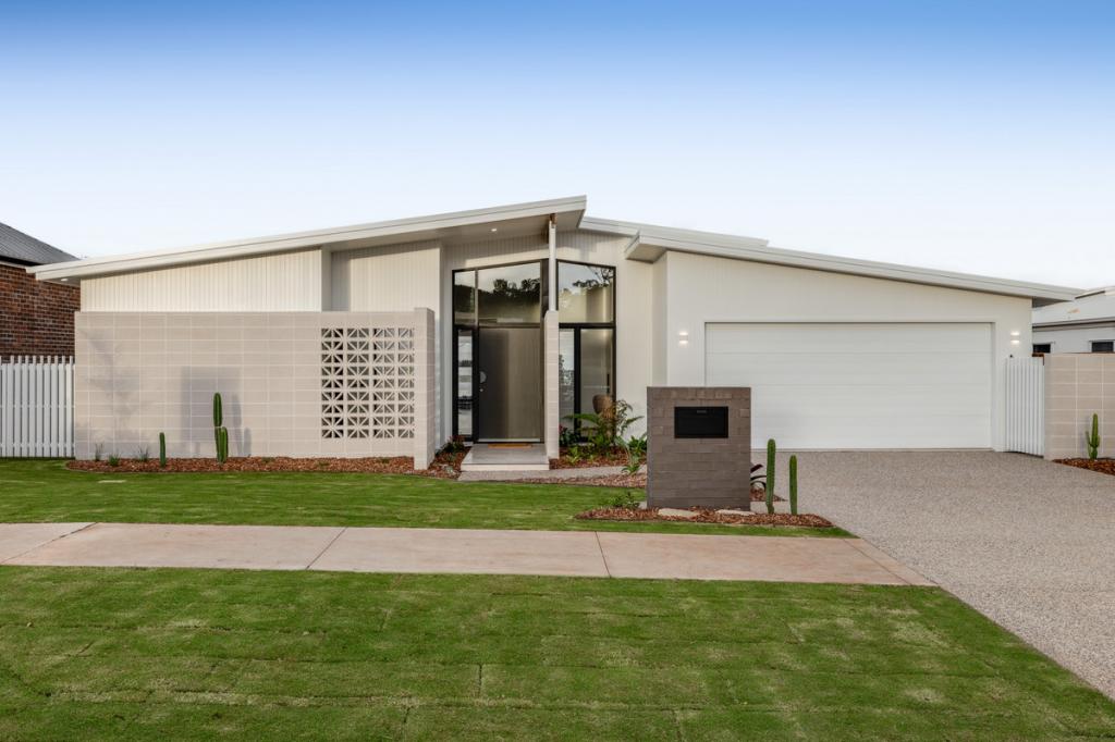 14 Willoughby Cres, Kearneys Spring, QLD 4350