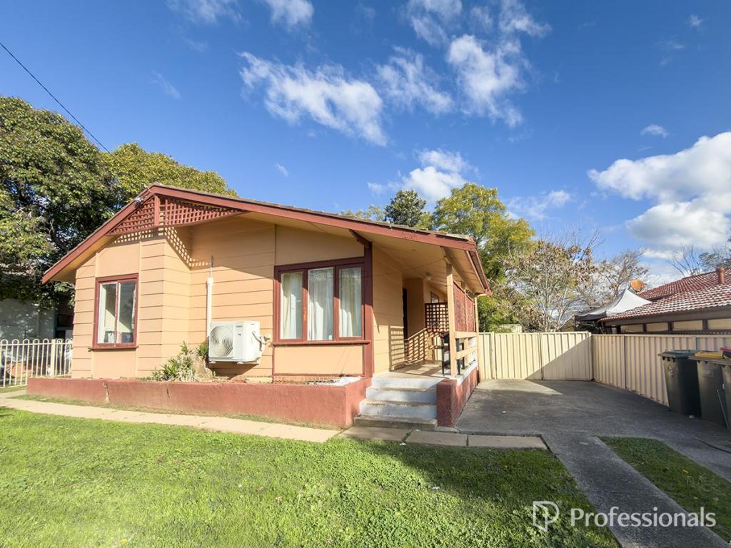 14 Cossa St, West Tamworth, NSW 2340