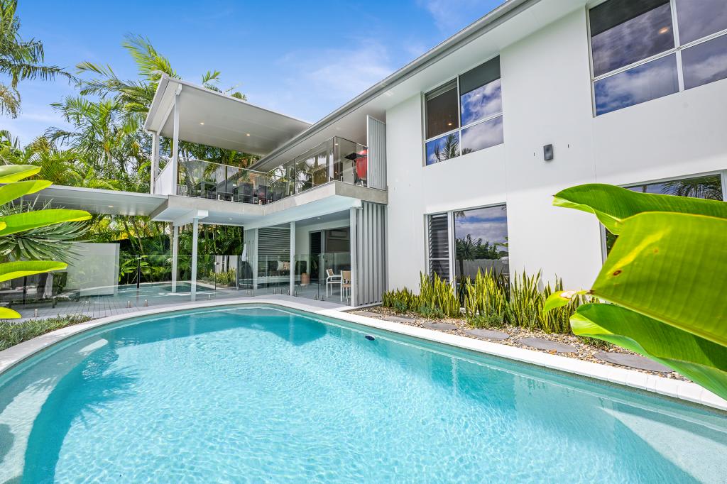 6 Rottnest Ct, Elanora, QLD 4221